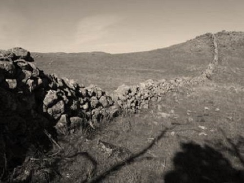 I left my unexplained walls near San Francisco.